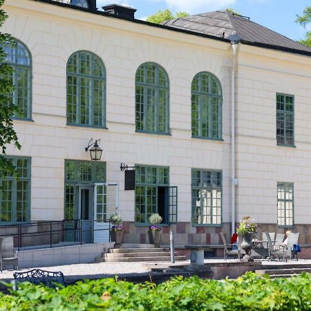 Naesby Slott Hotel Täby Exterior foto